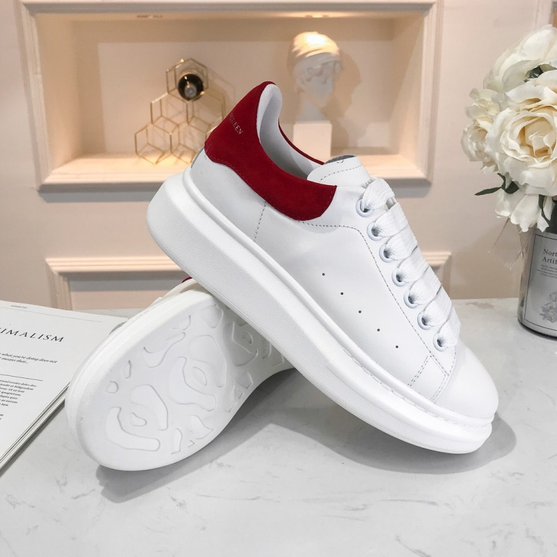 McQueen White Red Tail 1:1